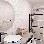 Apartmán Modern In The Heart Of By Pintar *