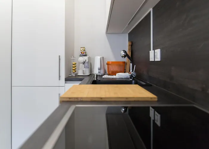 Apartma Center Modern With Big Balcony