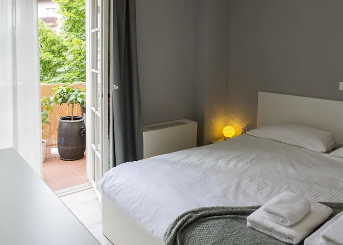 Center Modern With Big Balcony